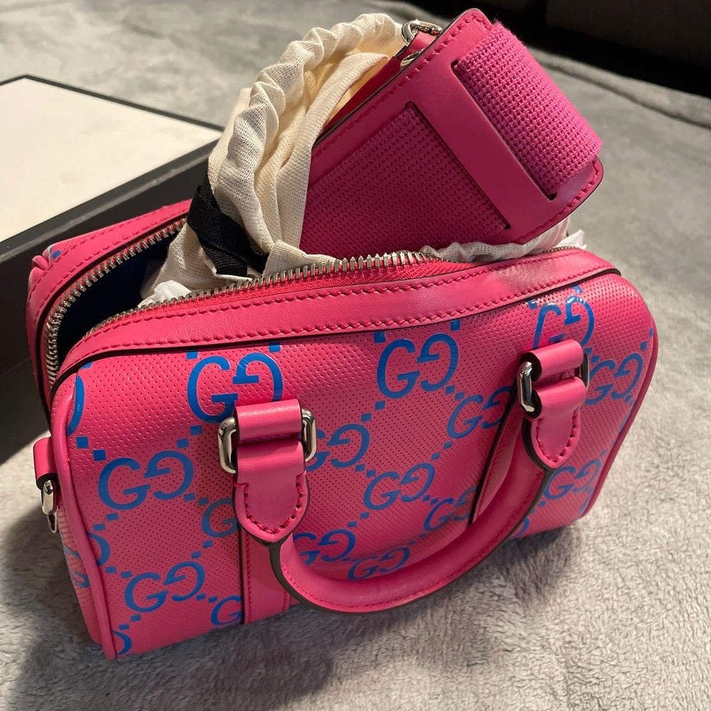 Gucci Pink Mini Duffle with Blue Accents - Picture 4 of 8